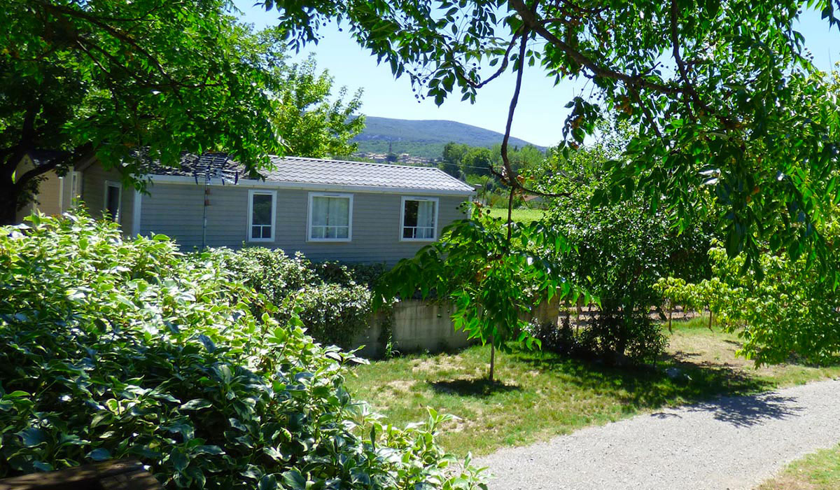 L'Esquiras Rhône-Alpen - Vallon-Pont-d'Arc visuel 12/17 L'Esquiras Rhône-Alpen - Vallon-Pont-d'Arc visuel 12/17