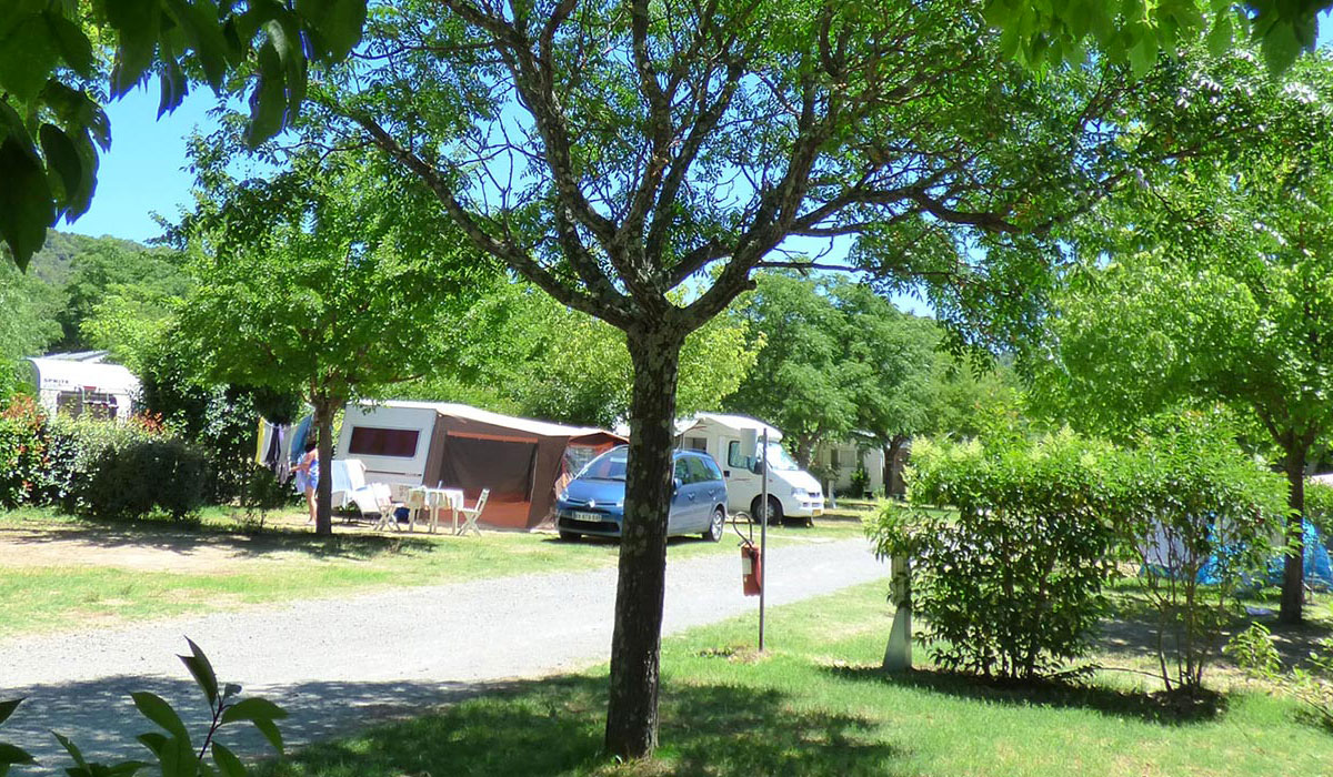 L'Esquiras Rhône-Alpen - Vallon-Pont-d'Arc visuel 13/17 L'Esquiras Rhône-Alpen - Vallon-Pont-d'Arc visuel 13/17