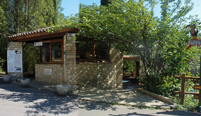 Caming des Tunnels Rhône-Alpen - Vallon-Pont-d'Arc visuel 6/12 Caming des Tunnels Rhône-Alpen - Vallon-Pont-d'Arc visuel 6/12
