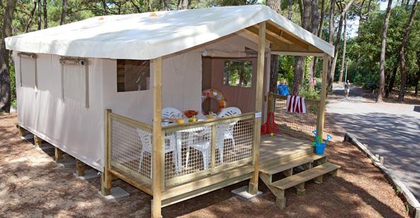 La Genèse Domaine Naturiste - Languedoc-Roussillon - Méjannes-le-Clap visuel 4/9 La Genèse Domaine Naturiste - Languedoc-Roussillon - Méjannes-le-Clap visuel 4/9