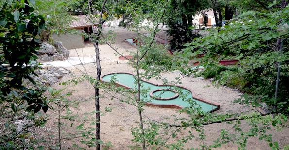 La Genèse Domaine Naturiste - Languedoc-Roussillon - Méjannes-le-Clap visuel 7/9 La Genèse Domaine Naturiste - Languedoc-Roussillon - Méjannes-le-Clap visuel 7/9