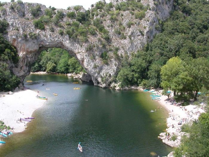 La Rouvière Rhône-Alpen - Vallon-Pont-d'Arc visuel 2/3 La Rouvière Rhône-Alpen - Vallon-Pont-d'Arc visuel 2/3