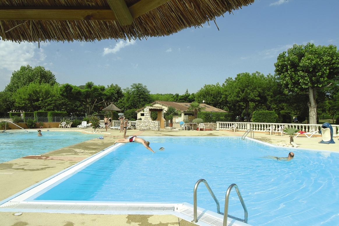 L'Ardéchois Rhône-Alpen - Vallon-Pont-d'Arc visuel 2/3 L'Ardéchois Rhône-Alpen - Vallon-Pont-d'Arc visuel 2/3