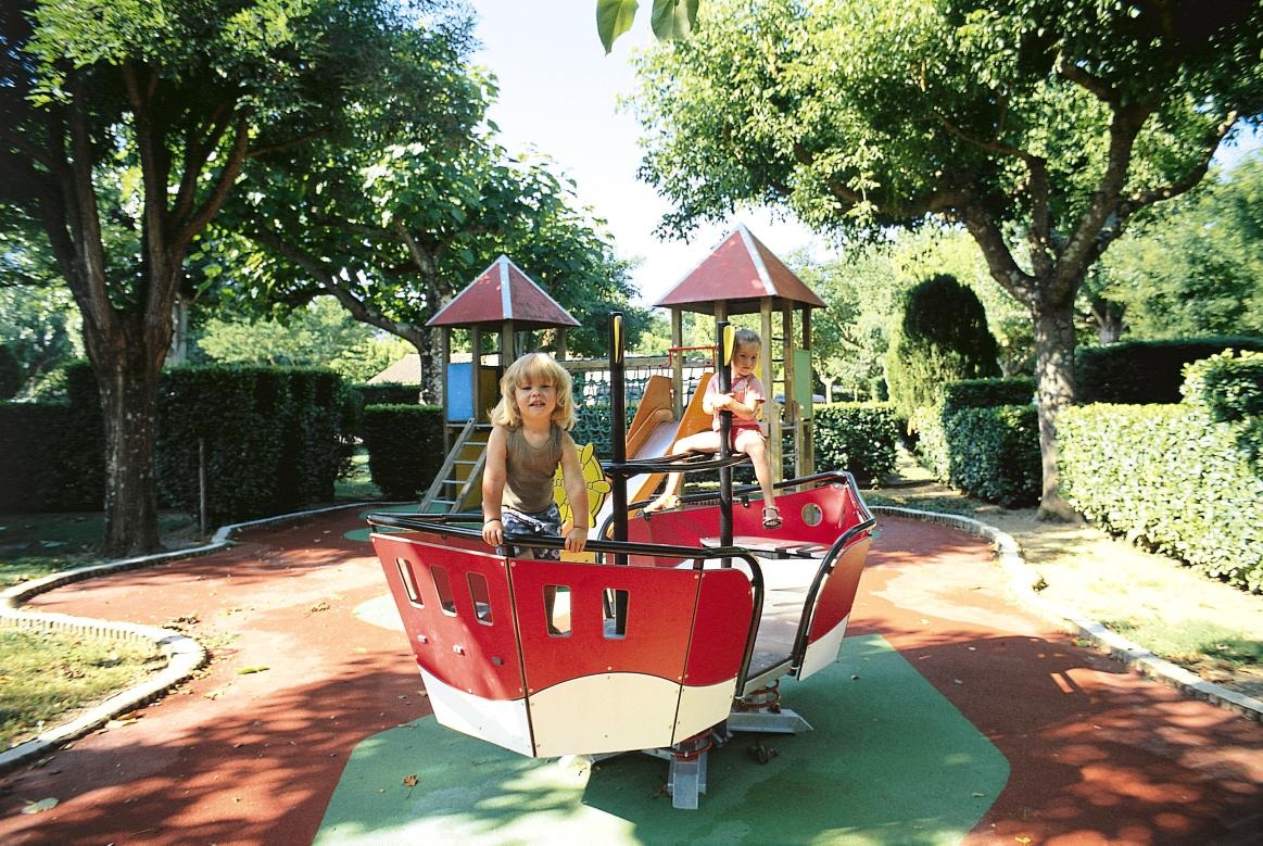 L'Ardéchois Rhône-Alpen - Vallon-Pont-d'Arc visuel 3/3 L'Ardéchois Rhône-Alpen - Vallon-Pont-d'Arc visuel 3/3