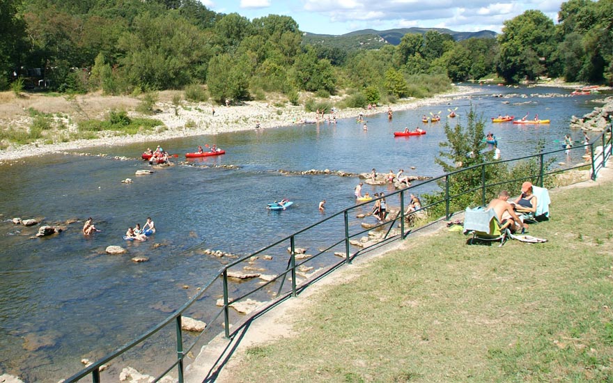 Le Provençal Rhône-Alpen - Vallon-Pont-d'Arc visuel 4/10 Le Provençal Rhône-Alpen - Vallon-Pont-d'Arc visuel 4/10