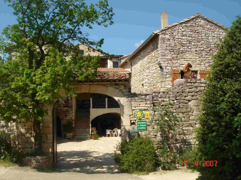 Mas de Linde Languedoc-Roussillon - Montclus visuel 2/4 Mas de Linde Languedoc-Roussillon - Montclus visuel 2/4