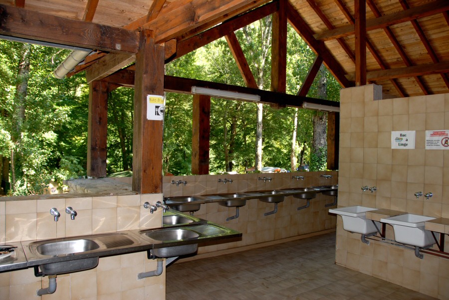 Nature et Rivière Languedoc-Roussillon - Sainte-Énimie visuel 10/11 Nature et Rivière Languedoc-Roussillon - Sainte-Énimie visuel 10/11