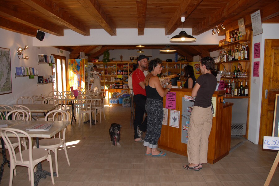 Nature et Rivière Languedoc-Roussillon - Sainte-Énimie visuel 4/11 Nature et Rivière Languedoc-Roussillon - Sainte-Énimie visuel 4/11