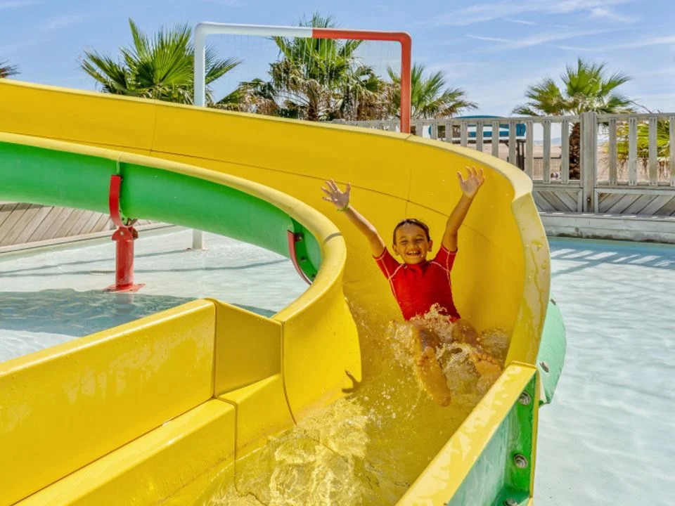 Bleu Marine Languedoc-Roussillon - Sérignan visuel 11/27 Bleu Marine Languedoc-Roussillon - Sérignan visuel 11/27