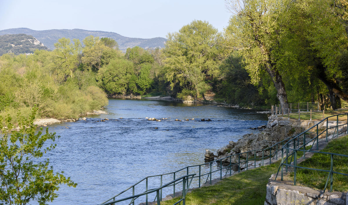 Rives d'Arc Rhône-Alpen - Vallon-Pont-d'Arc visuel 11/19 Rives d'Arc Rhône-Alpen - Vallon-Pont-d'Arc visuel 11/19