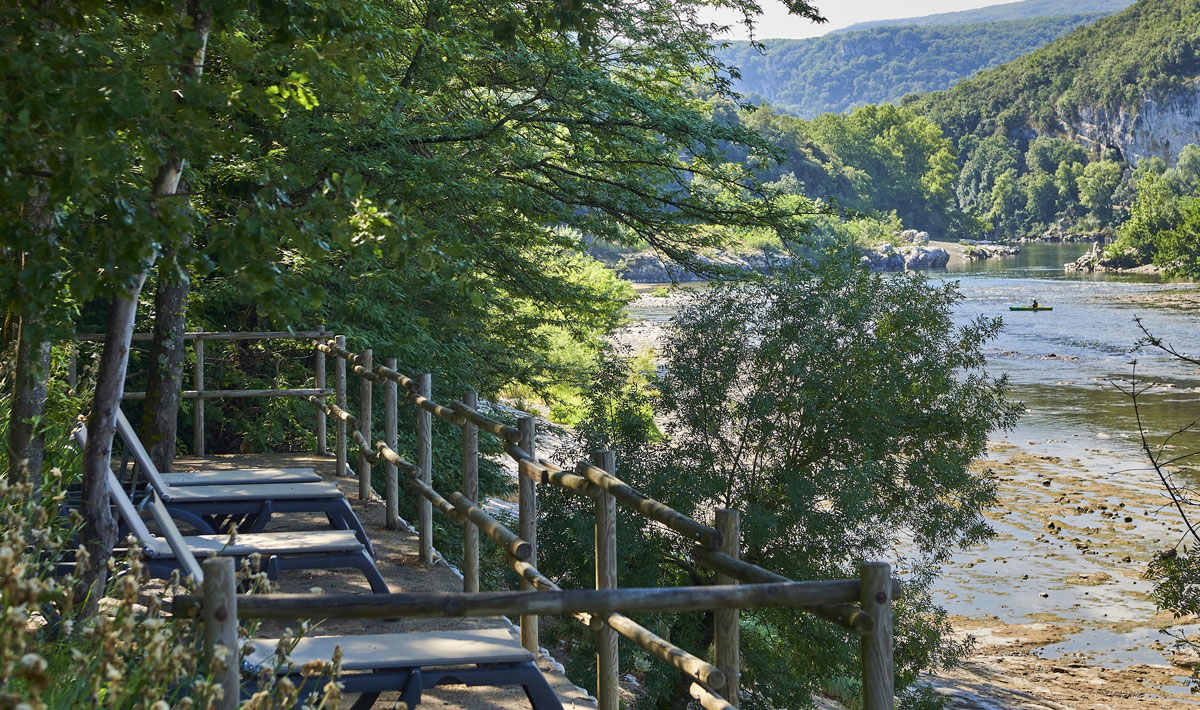 Rives d'Arc Rhône-Alpen - Vallon-Pont-d'Arc visuel 12/19 Rives d'Arc Rhône-Alpen - Vallon-Pont-d'Arc visuel 12/19