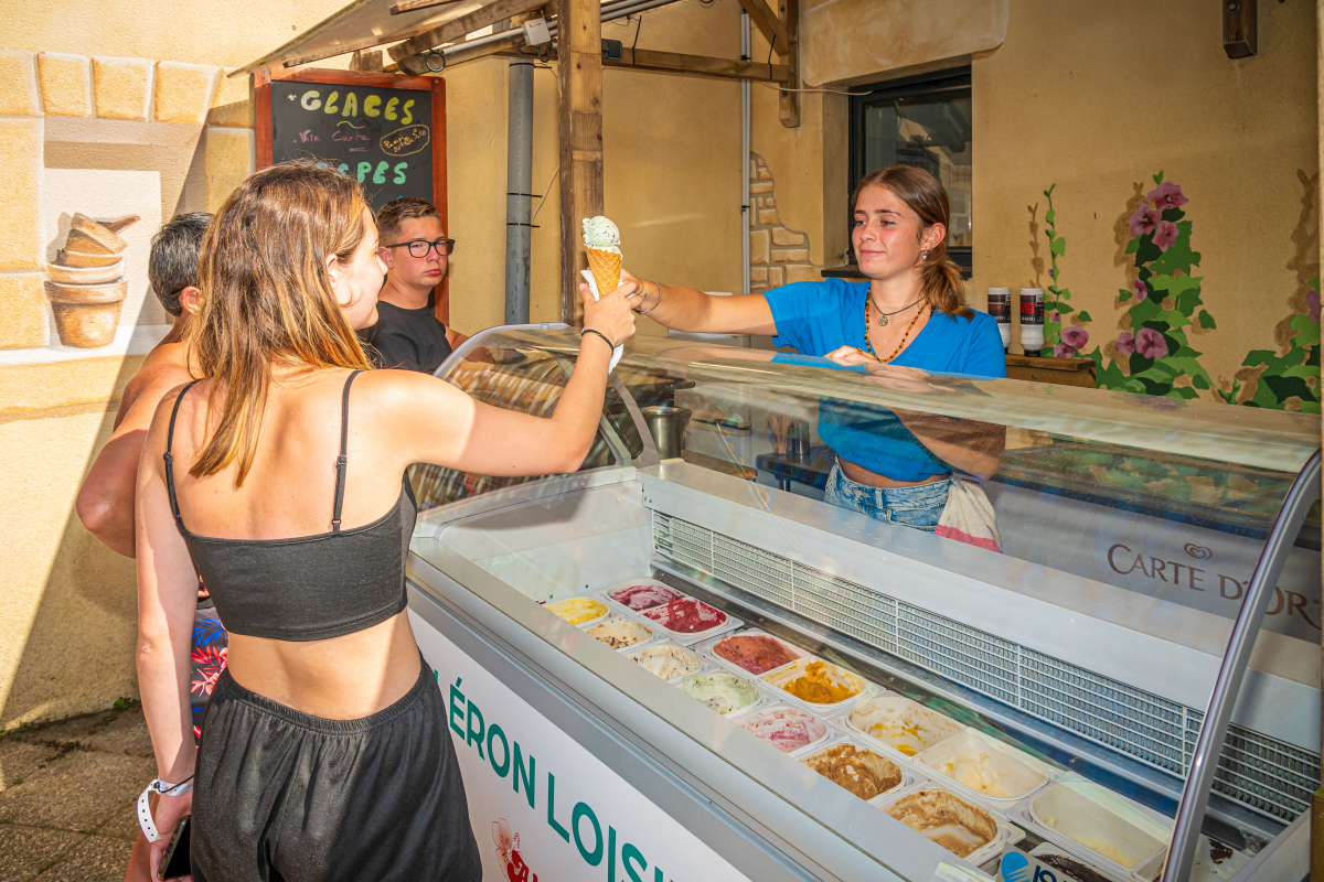 Oléron Loisirs Poitou-Charentes - Saint-Georges-d'Oléron visuel 31/39 Oléron Loisirs Poitou-Charentes - Saint-Georges-d'Oléron visuel 31/39