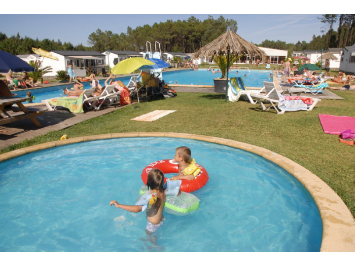 Camping Leiria - 4 - MAGAZINs